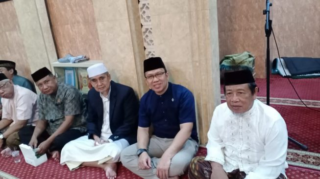 Gambar Camat Rappocini Hadiri  Isra Mi'raj di Masjid Al Muhajirin Minasa Upa
