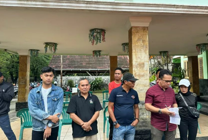 Gambar Camat Rappocini Pimpin Langsung Sabtu Bersih