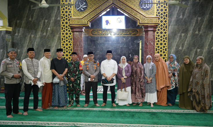 Gambar Safari Ramadhan di Masjid  Darussalam  Kelurahan Kassi-Kassi