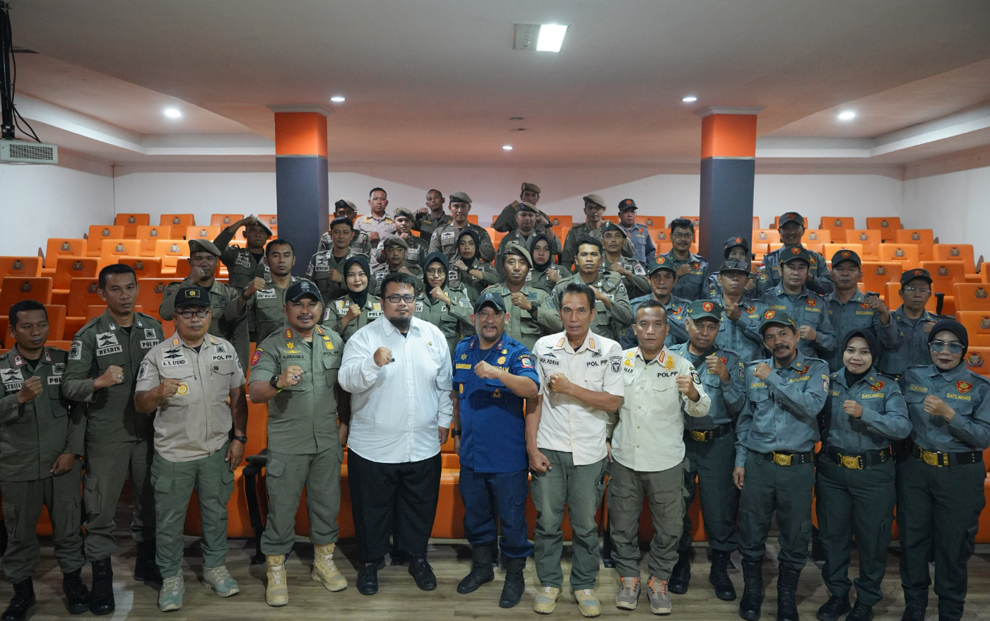 Gambar Sekcam, Terima Kunjungan Plt Kasatpol. PP Kota Makassar