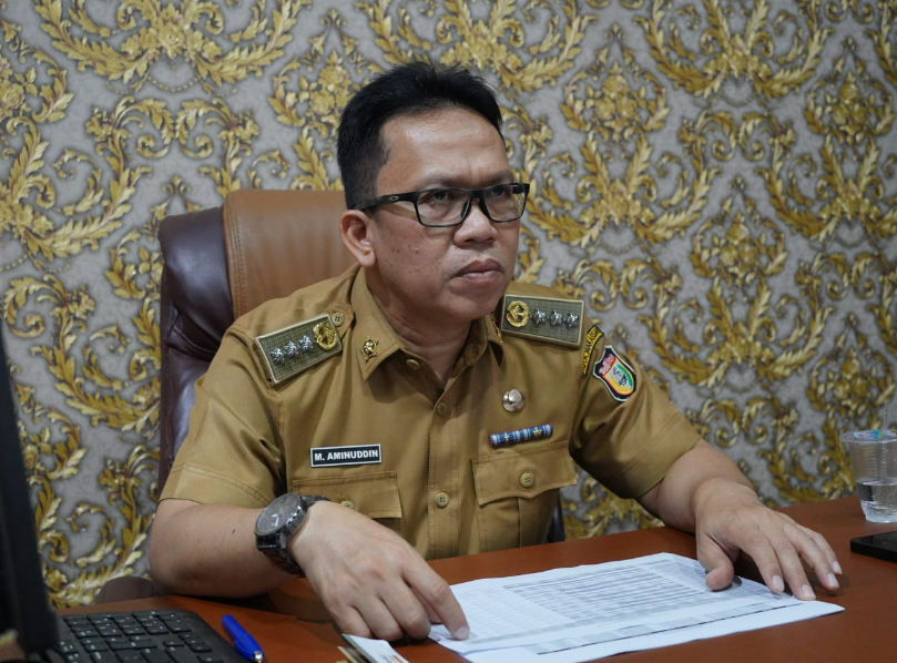 Gambar Camat Rappocini Bahas Retribusi dan Kebersihan Dalam Rakor