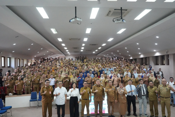 Gambar Camat Rappocini Hadiri Rakor Pemkot Makassar di Ruang Sipakatau